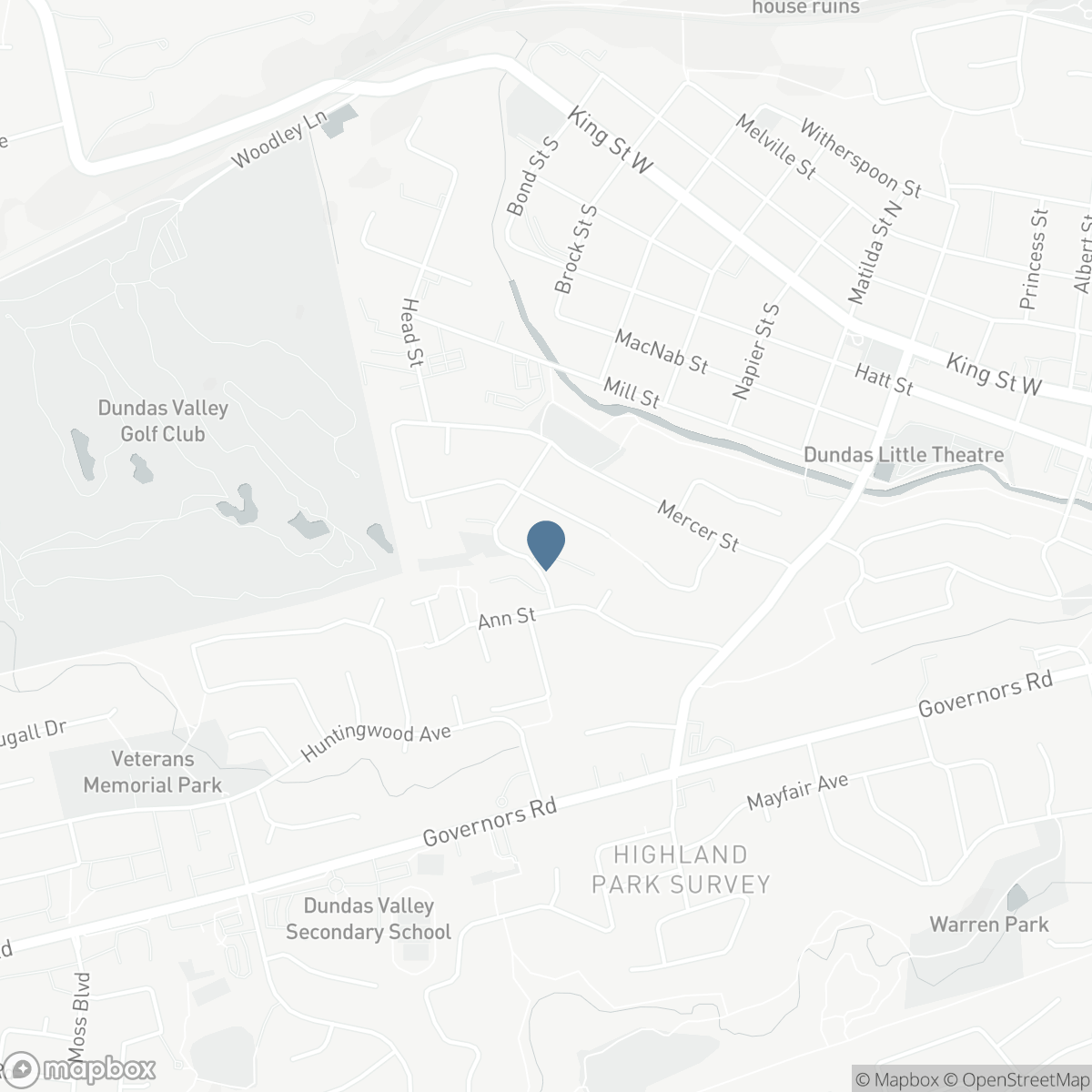 3 BURDOCK Lane Unit# 33, Dundas, Ontario L8H 6E9